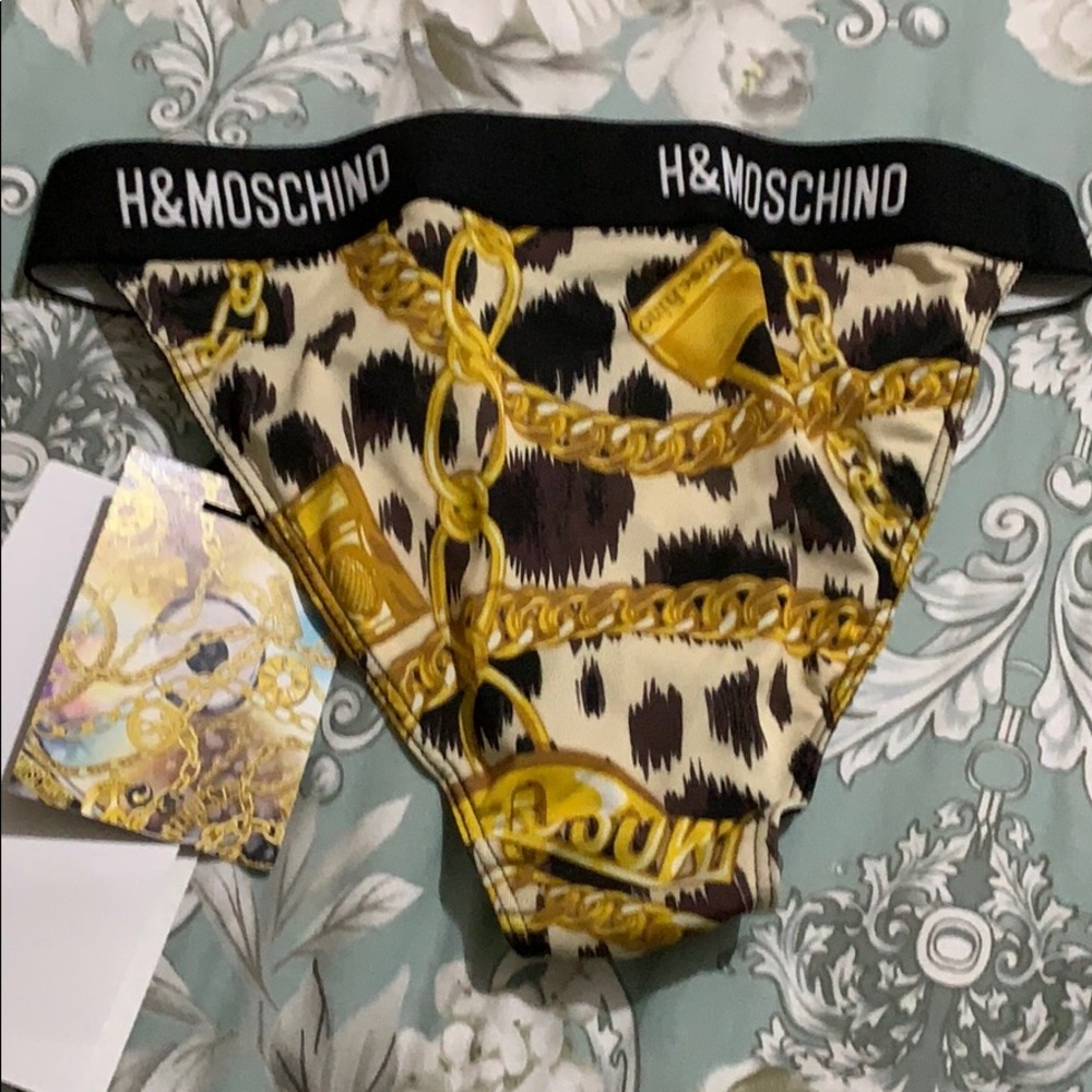 H&M X Moschino